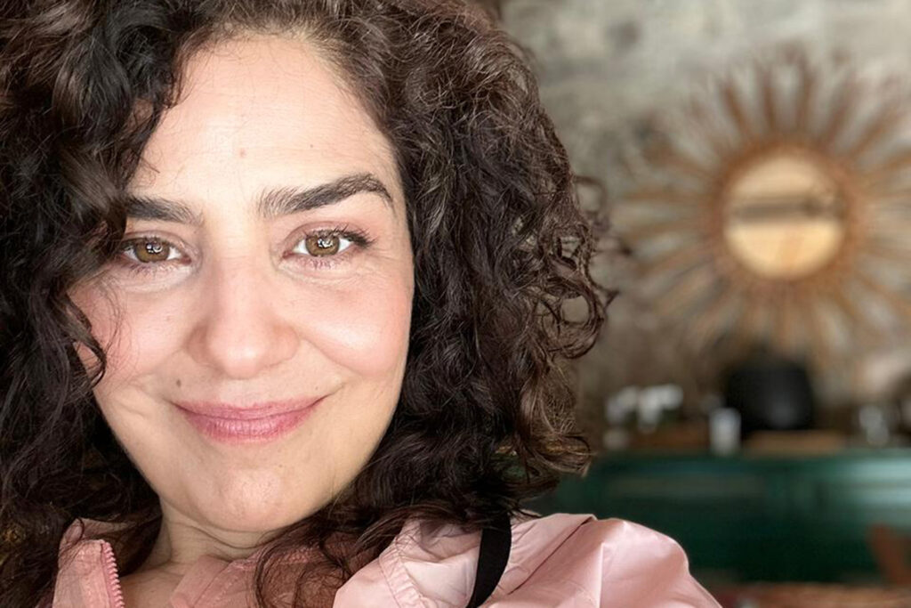 Apresentações de "Letícia Sabatella Canta por Elas" em Curitiba são no Wonka-Bar. (Foto: Acervo pessoal da artista.)