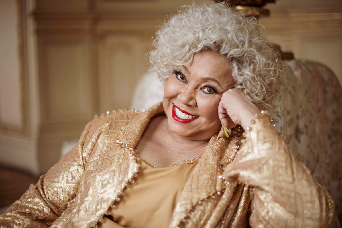 Alcione - Turnê "Alcione, 50 anos" já passou por diferentes estados do Brasil e também apresentou shows na Europa e Africa. (Foto de: Divulgação.)