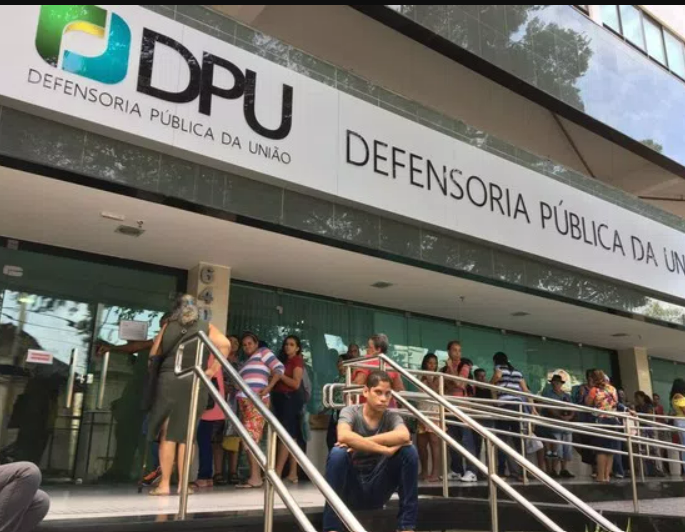 Família recorre à DPU para conseguir medicamento que custa R$ 12 mil para criança