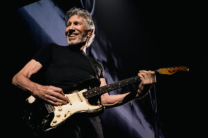 Roger Waters, um dos fundadores da banda de rock Pink Floyd, vem à cidade em novembro com sua turnê de despedida “This is Not a Drill”. (Foto: Divulgação)