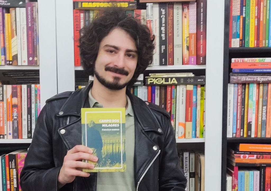 O escritor Francisco Mateus lança seu primeiro livro intitulado “Campo dos Milagres”. (Foto: Divulgação)