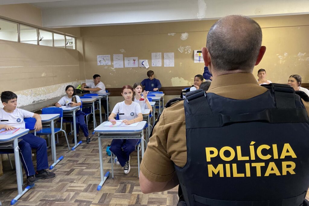 Culpar doenças mentais por atentados em escolas é problemático, dizem especialistas