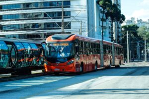 onibus-curitiba-tami-taketani-2