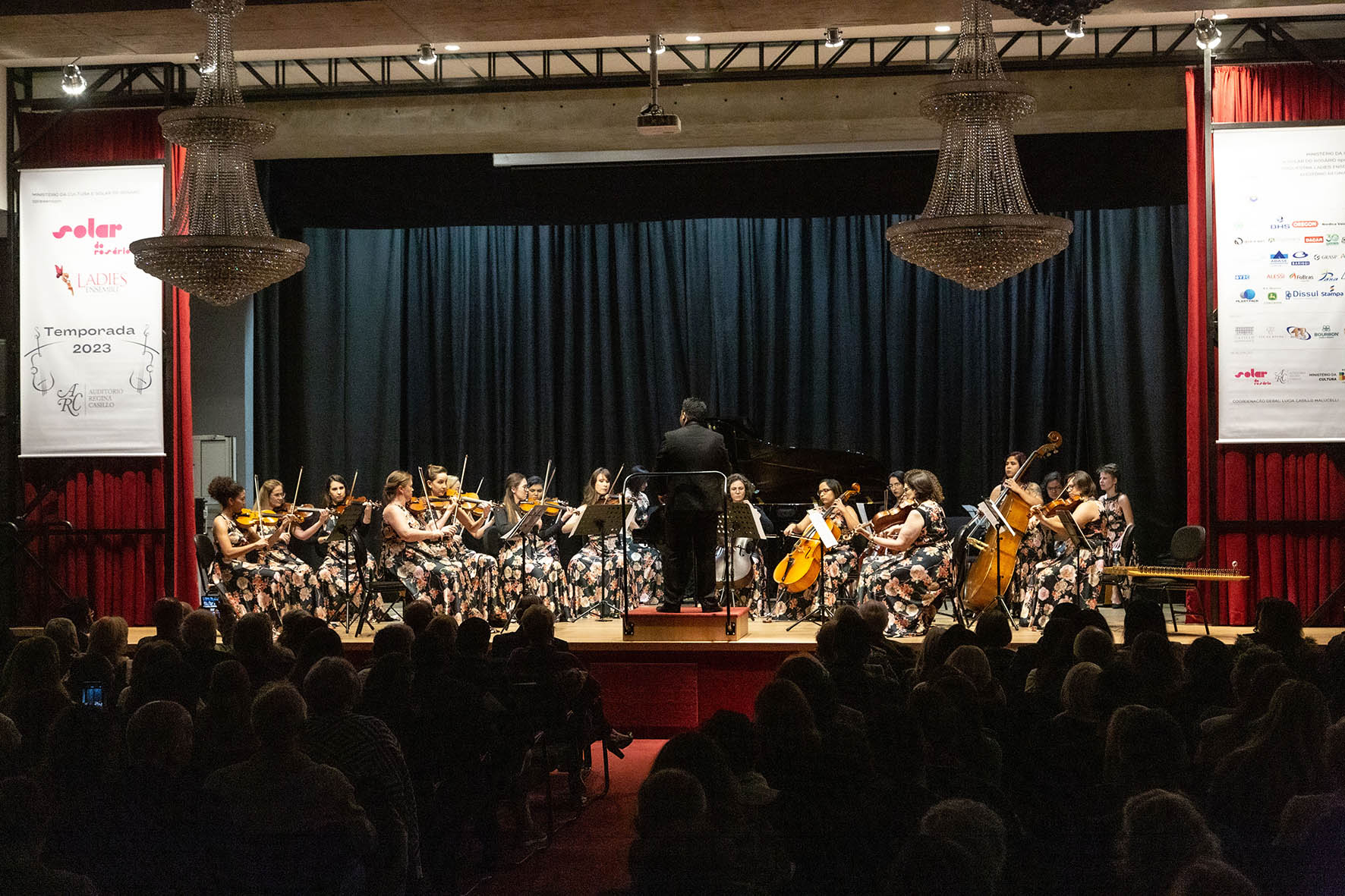 “Origens” leva ao palco nova formação da orquestra Ladies Ensemble. (Foto de: Brasilio Wille/Divulgação)