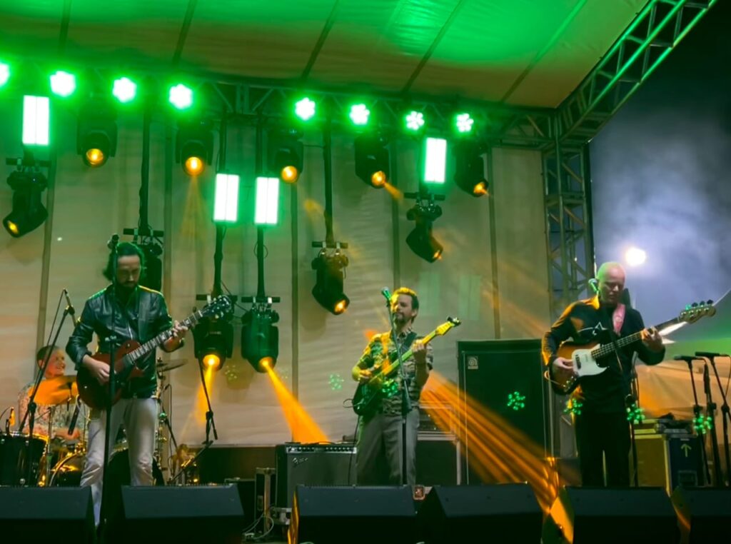 Petrisserie promove bate-papo sobre poliamor e show da banda Pão de Hamburguer
